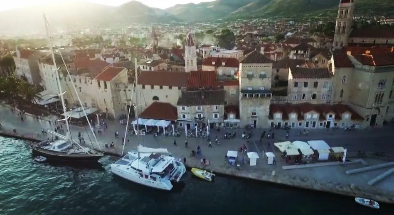 Gasthuis Towerhousesasso Trogir